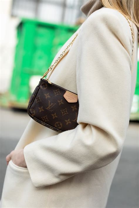 louis vuitton multi pochette how to wear|Louis Vuitton multi pochette review.